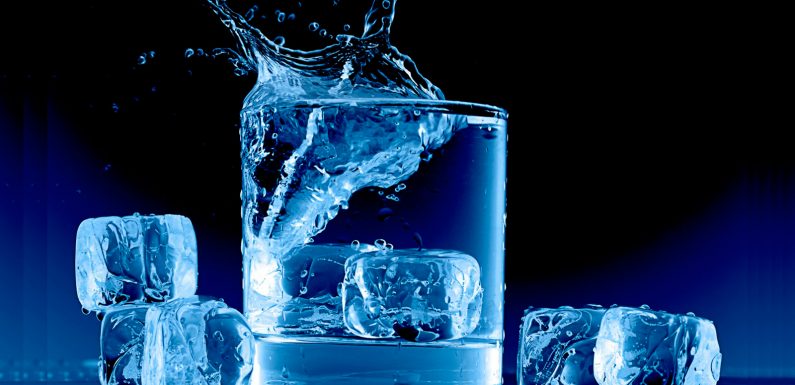 Вода в різних агрегатних станах